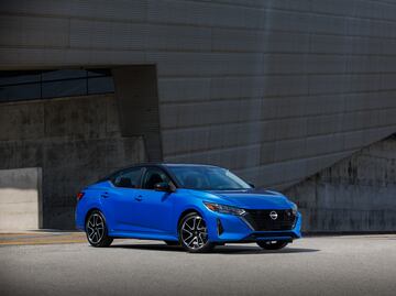 Cómo es el Nissan Sentra 2024