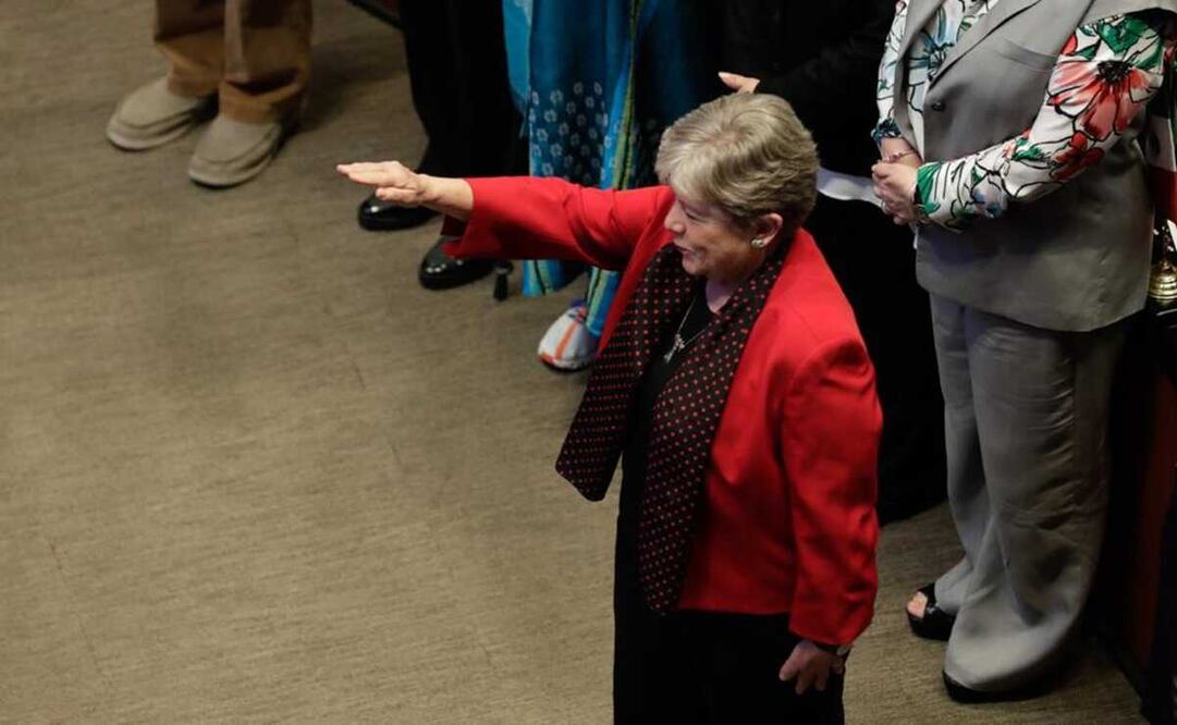 Alicia Bárcena rindió protesta como titular de la Secretaría de Relaciones Exteriores, nombramiento propuesto por el presidente López Obrador. Foto: Diego Simón Sánchez / EL UNIVERSAL