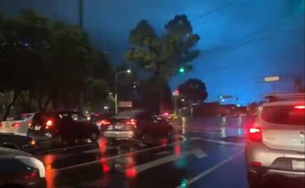 Luces en el cielo y pánico; así se vivió el sismo de magnitud 7.1 en la CDMX