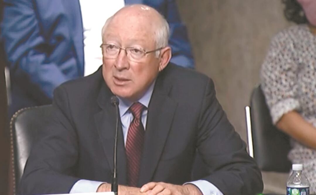 Ken Salazar co mpareció ante el Comité de Asuntos Exteriores del Senado de EU, que debe avalarlo como embajador en México. Foto: AFP
