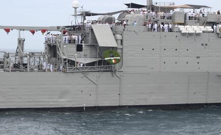 Rinde AMLO homenaje a marinos que murieron en caída de helicóptero