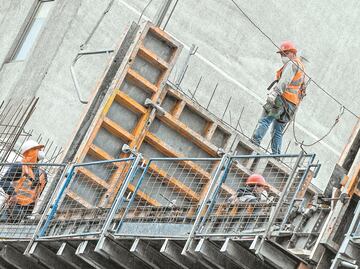 Débil avance de inversión en México; el consumo interno repuntó durante febrero