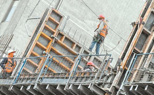Industria de la construcción apoya medidas de inversión; ve más certeza jurídica y procesos ágiles