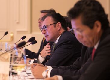 Se reúne Videgaray con representantes de la AMCHAM