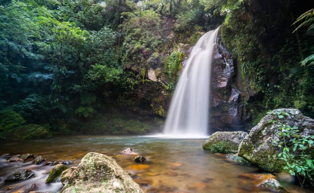 En La Escondida, la actividad imperdible es recorrer sus cascadas y nadar en las pozas. Foto: La Escondida Ecoparque de Aventura/ Antonio Castro