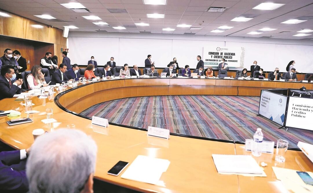 Análisis del paquete fiscal en San Lázaro. Foto: Diego Simón Sánchez. El Universal