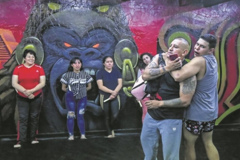 Mujeres entrenan en Edomex para defenderse de ataques violentos y ser Almas Bravas
