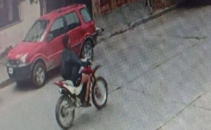 Hombre atropella a una niña de 3 años en Argentina; la arrastró y la pateó para escapar