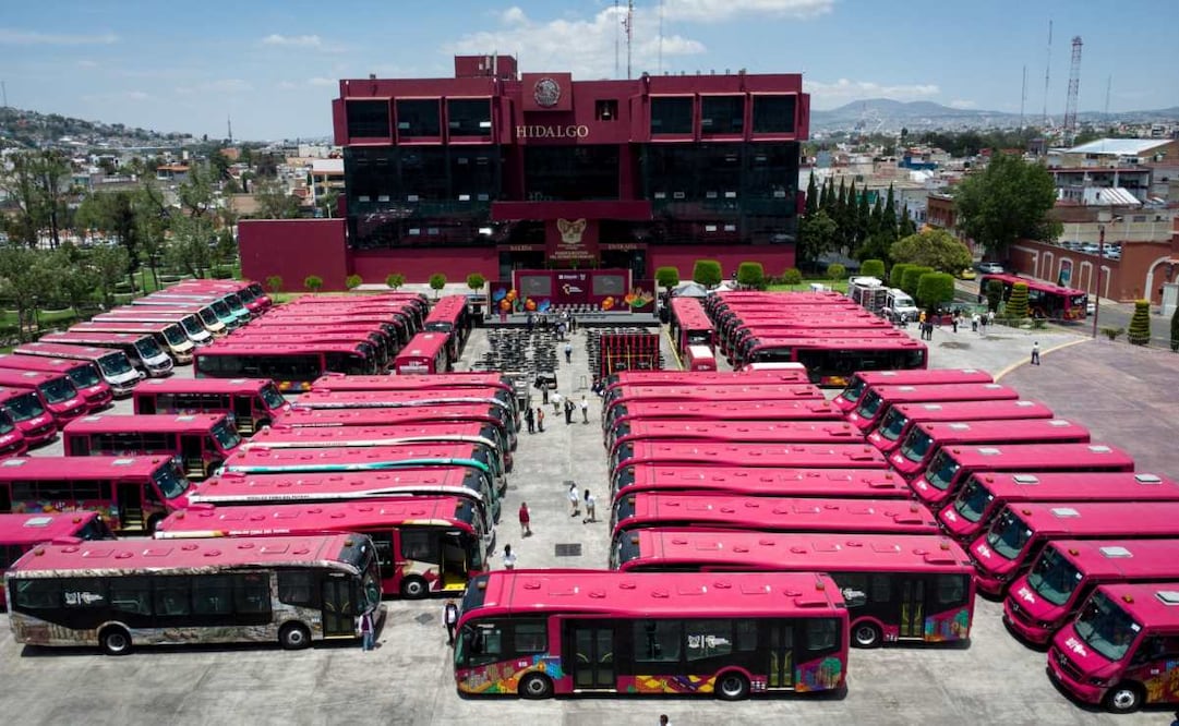 Ponen en servicio nuevas unidades de transporte en Hidalgo / Foto: Especial