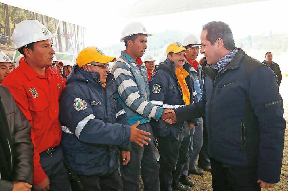 Eruviel Ávila Villegas, gobernador del Estado de México, encabezó el inicio de la campaña de Prevención y Combate de Incendios Forestales 2016 (ESPECIAL)