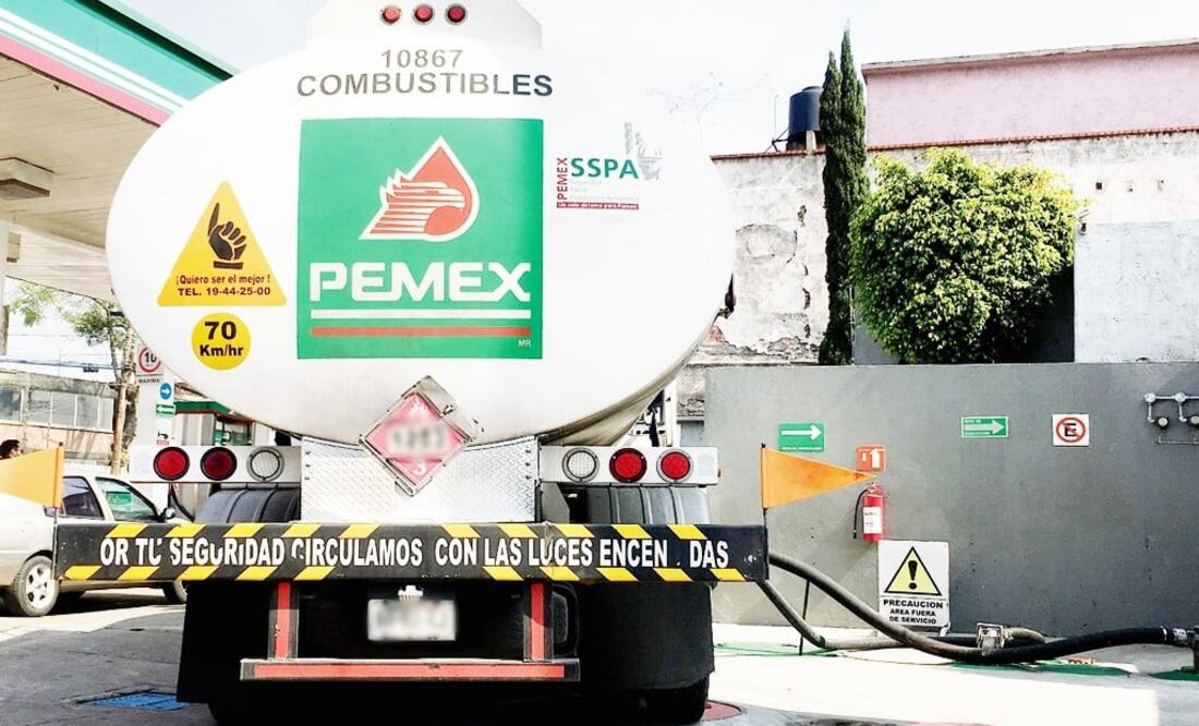 Companies associated with Pemex are linked to fuel theft - Photo: Berenice Fregoso/EL UNIVERSAL