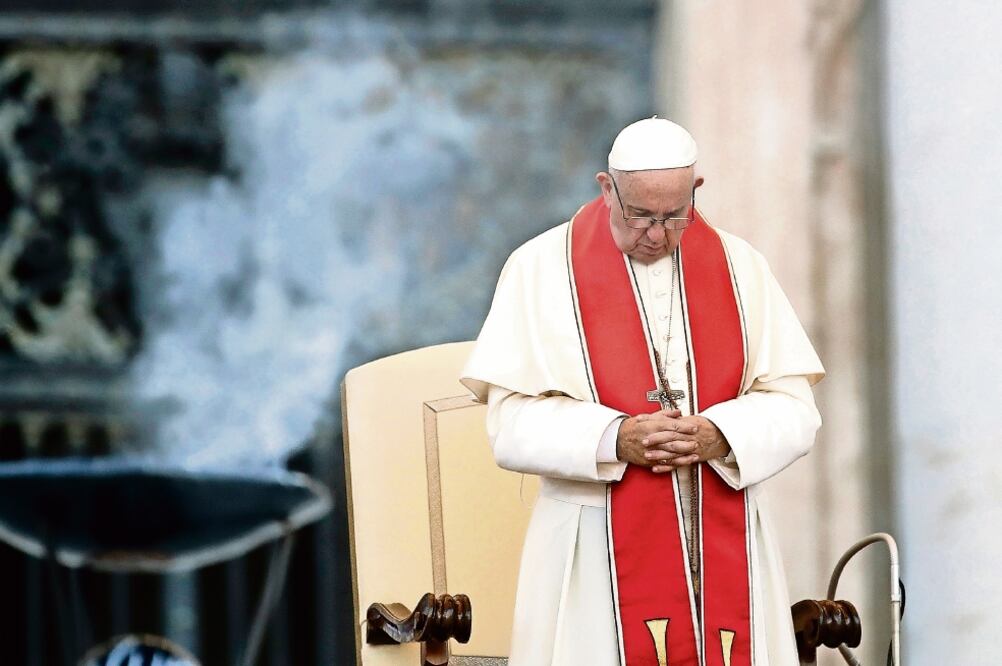 El papa Francisco, durante la audiencia de los miércoles en el Vaticano (ALESSANDRA TARANTINO. AP)