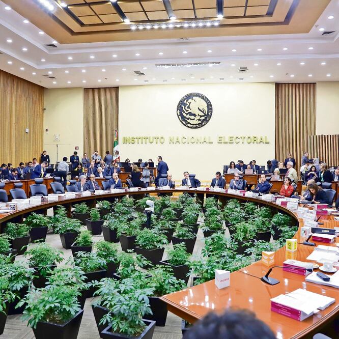 La Comisión de Presupuesto del INE separó la aprobación del monto para los partidos del presupuesto operativo del instituto. ARCHIVO EL UNIVERSAL