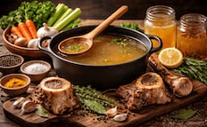 Para qué sirve beber caldo de huesos