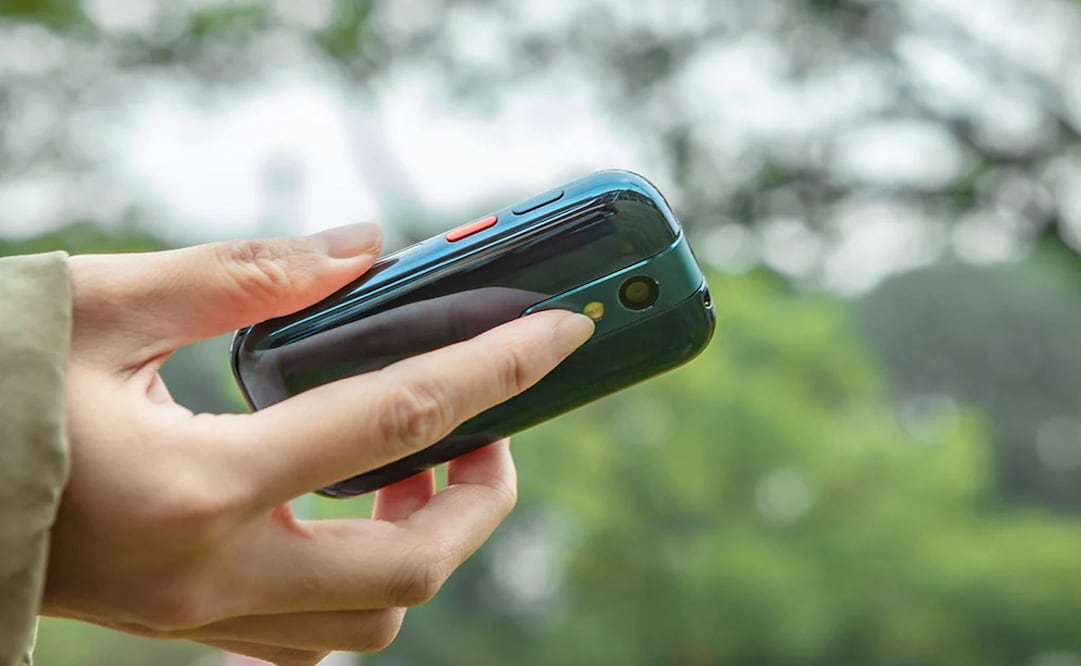 Este celular es considerado el más pequeño del mundo. Foto: Unihertz