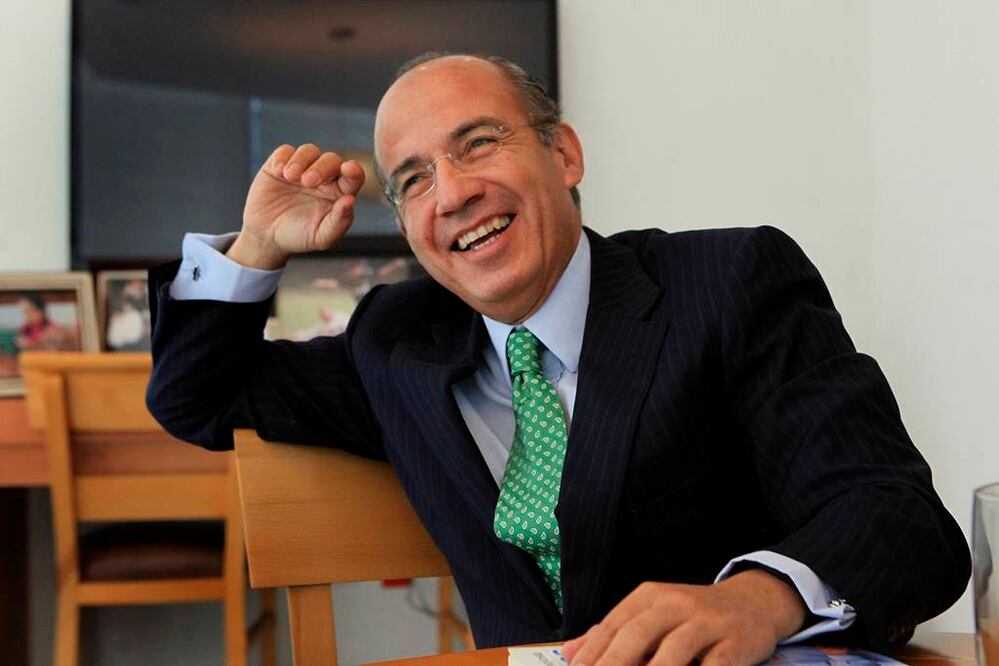 ¿Los Calderón desairan a Anaya?