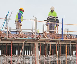 Más que prohibir, fiscalizar: experto