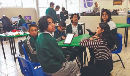 Con rezago en matemáticas, alumnos de 3ro de secundaria