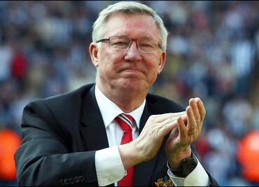 Subastan último chicle masticado por Alex Ferguson