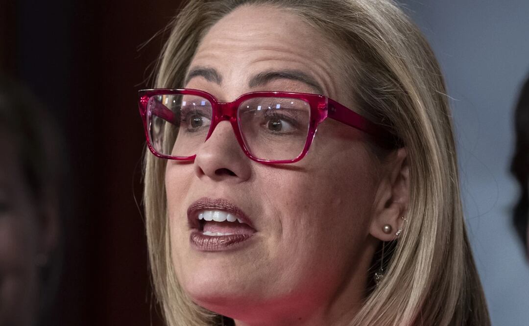 La senadora independiente Kyrsten Sinema de Arizona. Foto: AP