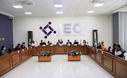 Entregan constancias a diputados plurinominales