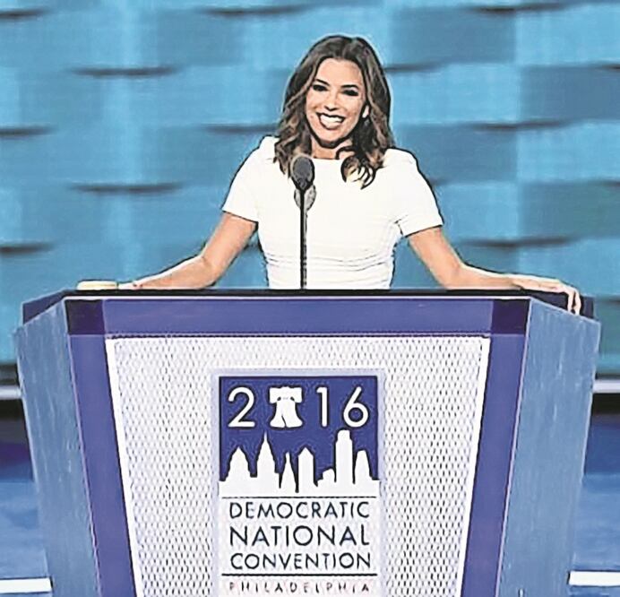 Mi familia no cruzó frontera, la frontera nos cruzó, dijo (AP)