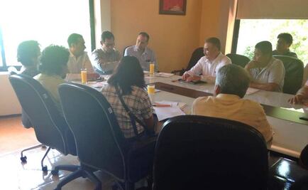 Campa dialoga con familiares de desaparecidos en Papantla