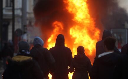 Protesta neonazi causa caos en Alemania 