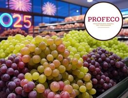Año Nuevo 2025; ¿dónde venden las uvas más baratas para la cena de fin de año, según Profeco?
