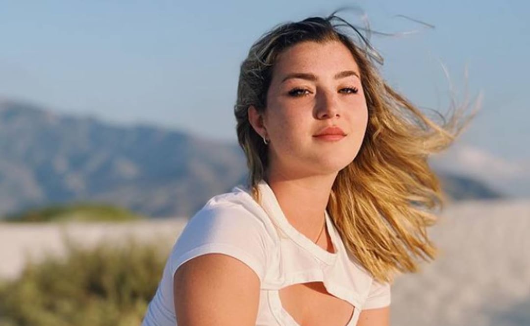 Instagram Melenie Carmona.