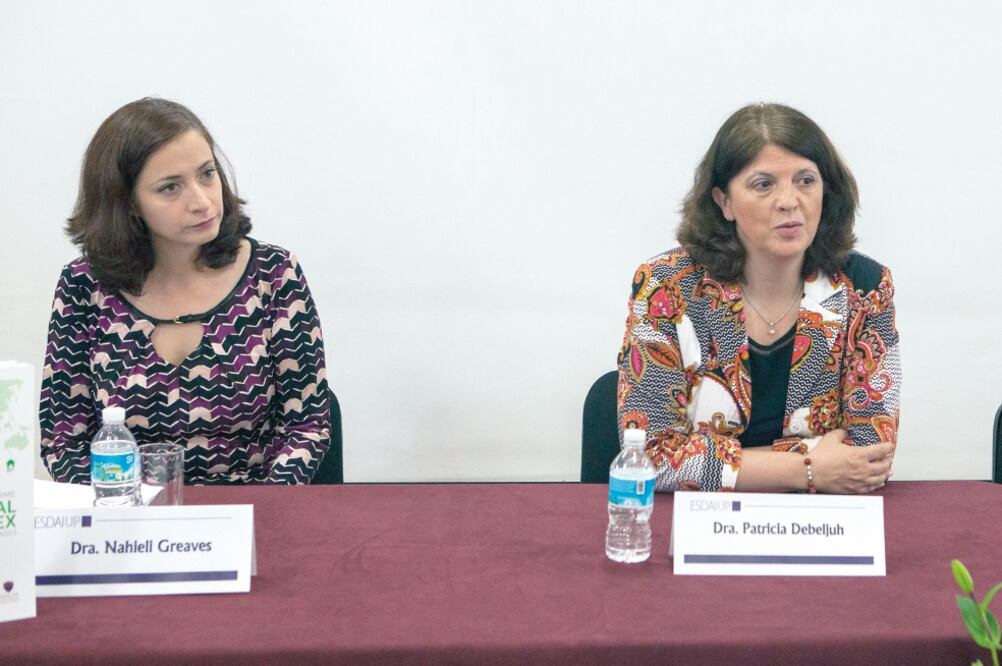 Nahieli Greaves y Patricia Debeljuh presentaron los resultados de la Encuesta Internacional Global Home Index, realizada en 20 países, que indica que la brecha entre hombres y mujeres en el trabajo del hogar prevalece. (CAMILA MATA. EL UNIVERSAL)