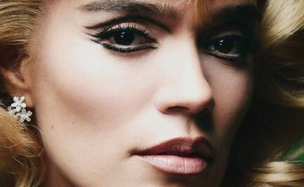 Karol G derrocha glamour en nueva portada de Vogue México
