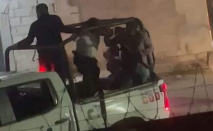 Persecución armada por asalto a combi deja dos policías lesionados y un asaltante detenido en Cuautitlán Izcalli