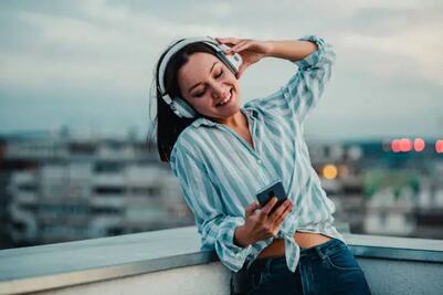 Cómo escuchar la radio en tu celular sin datos