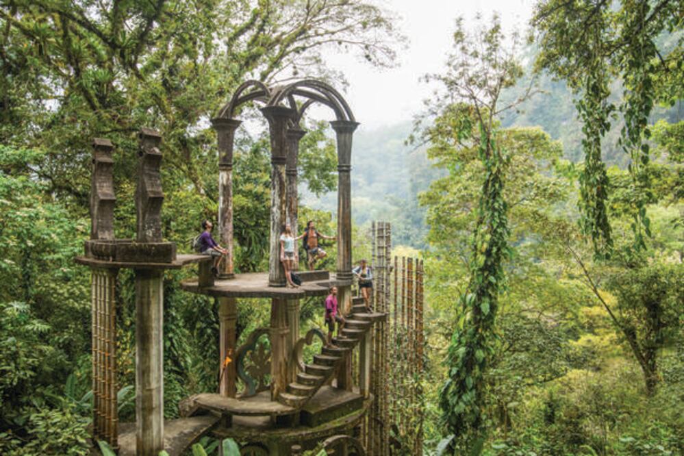"Palacio de bambú" escultura surrealista en Xilitla. (Foto: Cortesía Secretaría de Turismo de SLP)