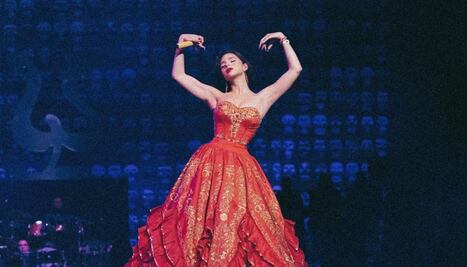 Ángela Aguilar bromea sobre su cintura: “Me quité dos costillas”