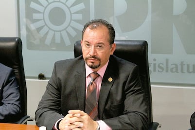 Diputados piden licencia y se van a la campaña en el Edomex