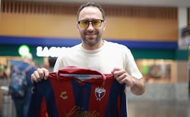 David Ospina aterriza en México comprometido “a darlo todo” por el Atlante