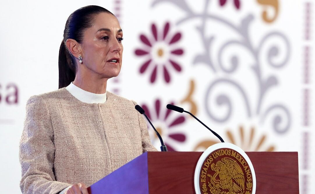La presidenta de México, Claudia Sheinbaum, participa el 14 de octubre en La mañanera del Pueblo. Foto: EFE/ Mario Guzmán