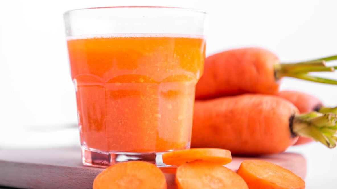 El jugo de zanahoria contiene una pequeña cantidad de potasio radiactivo. Foto: Getty Images vía BBC