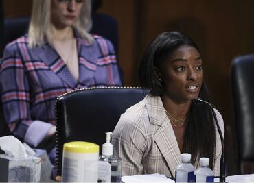 Simone Biles: Culpo a todo el sistema que permitió los abusos de Larry Nassar
