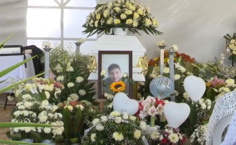 Sepelio de Adriel, menor de 11 años, en Hidalgo. Foto: Especial