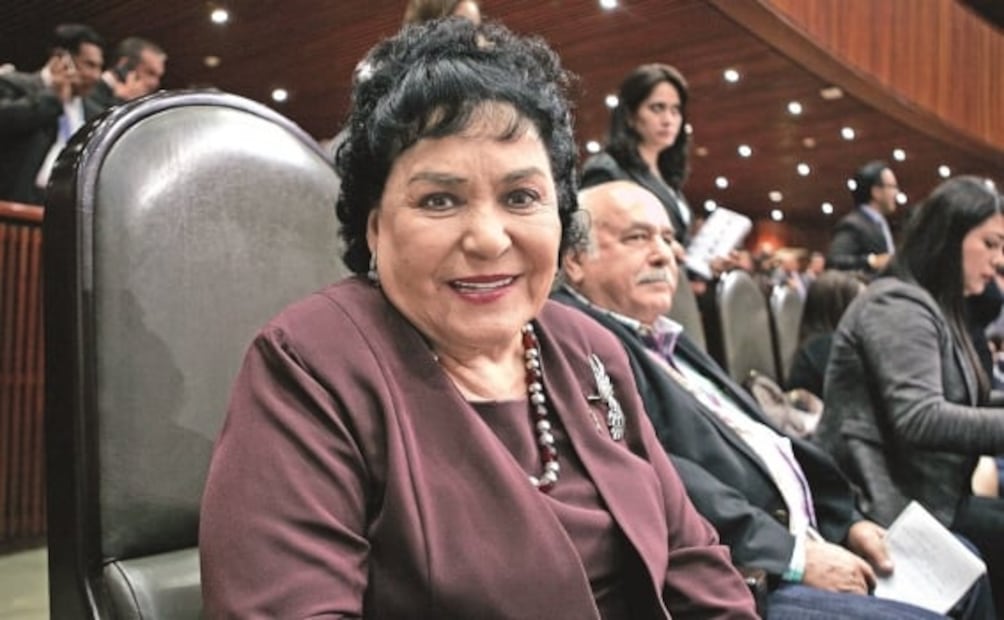 Carmen Salinas, ahora hospitalizada, no quería ser diputada pero lo fue en 2015