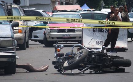 Balean a motociclista en calles de alcaldía Iztacalco; resulta lesionado