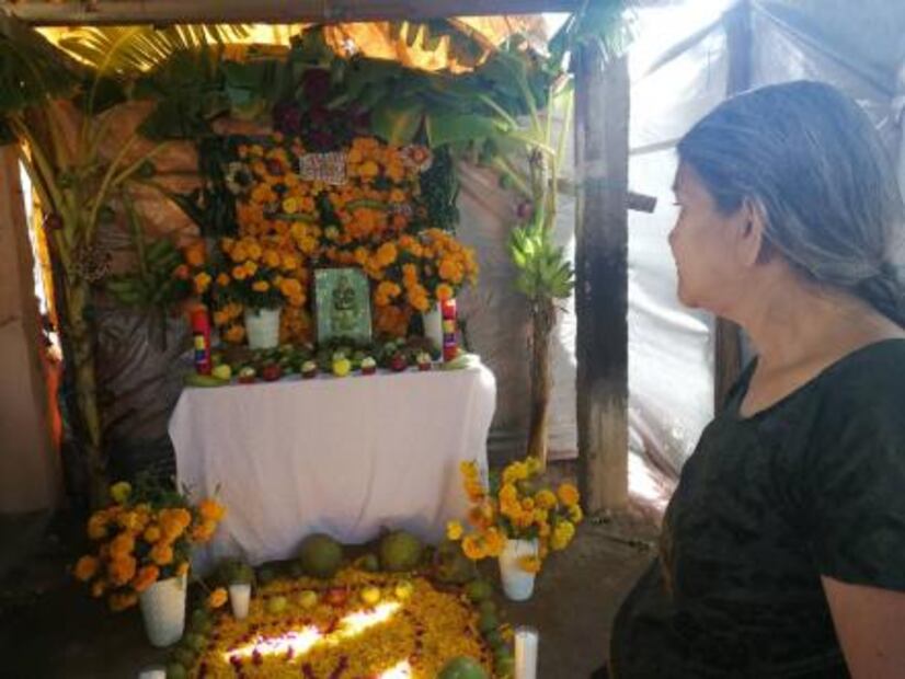 Pierden la casa, pero no las tradiciones en Juchitán