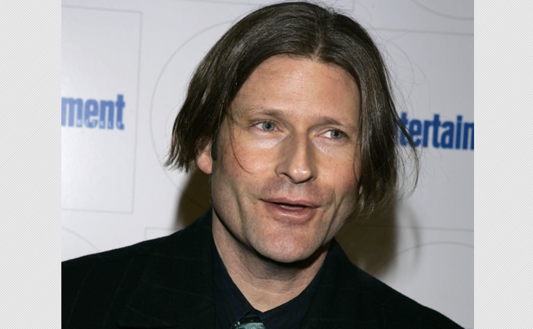 El actor Crispin Glover fue parte de “Back to the Future” (1985), donde interpretó George McFly, su papel más famoso. No participó en las secuelas, lo que derivó en un conflicto legal por el uso de su imagen.