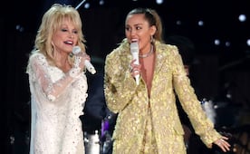 Miley Cyrus se despide con emotivas palabras de su 'tía' Dolly Parton: "Tengo un ángel a mi lado"