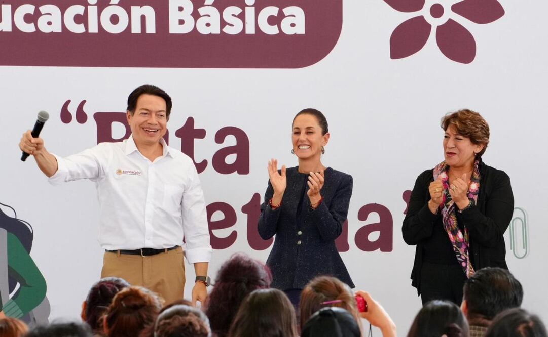 Claudia Sheinbaum acudió esta tarde a la secundaria Oficial 250 “Moisés Saenz” ubicada en el municipio de Papalotla, Estado de México. Foto: Especial