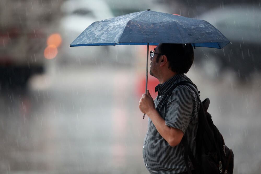 De acuerdo con los pronósticos, sólo se esperan lluvias ligeras en el DF (ARCHIVO EL UNIVERSAL)
