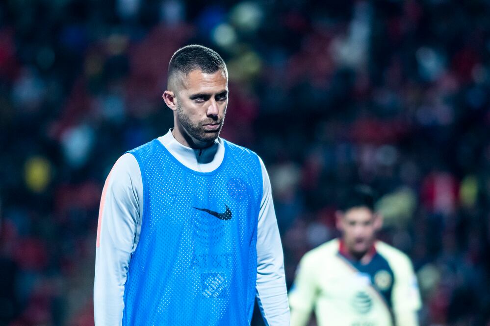 Que Ménez deje su sitio a una figura real